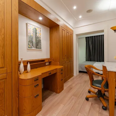 3-bedroom With Balcony And Elevator * Isztambul