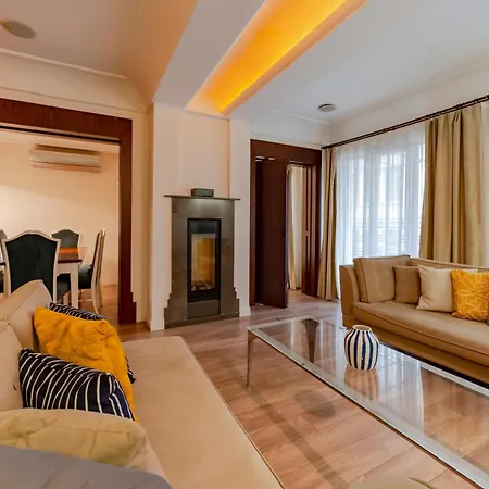 3-bedroom With Balcony And Elevator Apartmán Istanbulská provincie